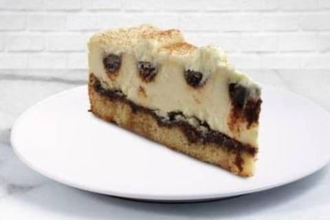 BOGO - Cinnamon Bun Cheesecake ( 2 slices)