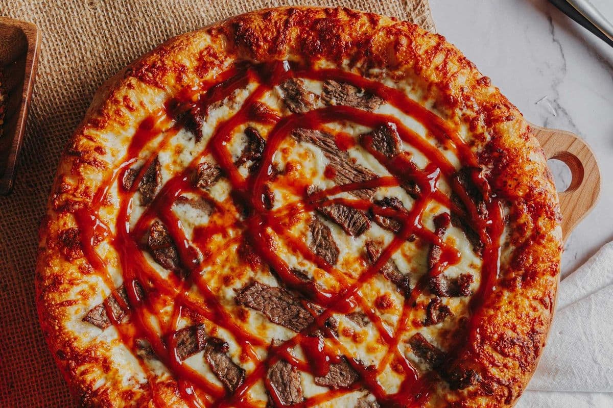 15" Large Steak Pizza