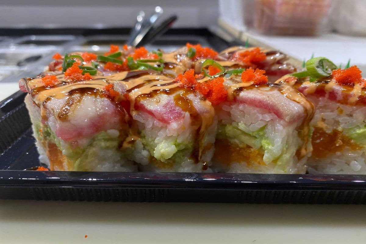 Tuna Aburi Roll (8pcs)