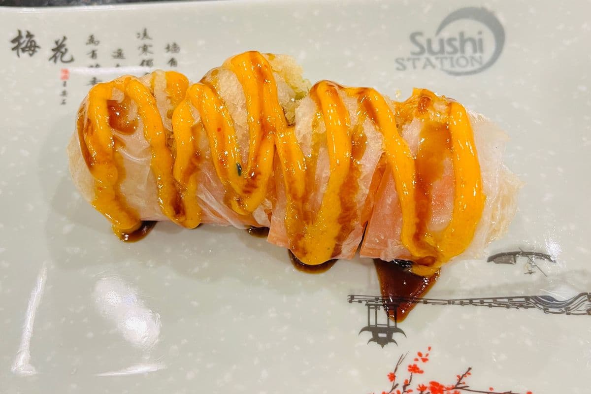 H11. Arctic Roll (8 pcs)