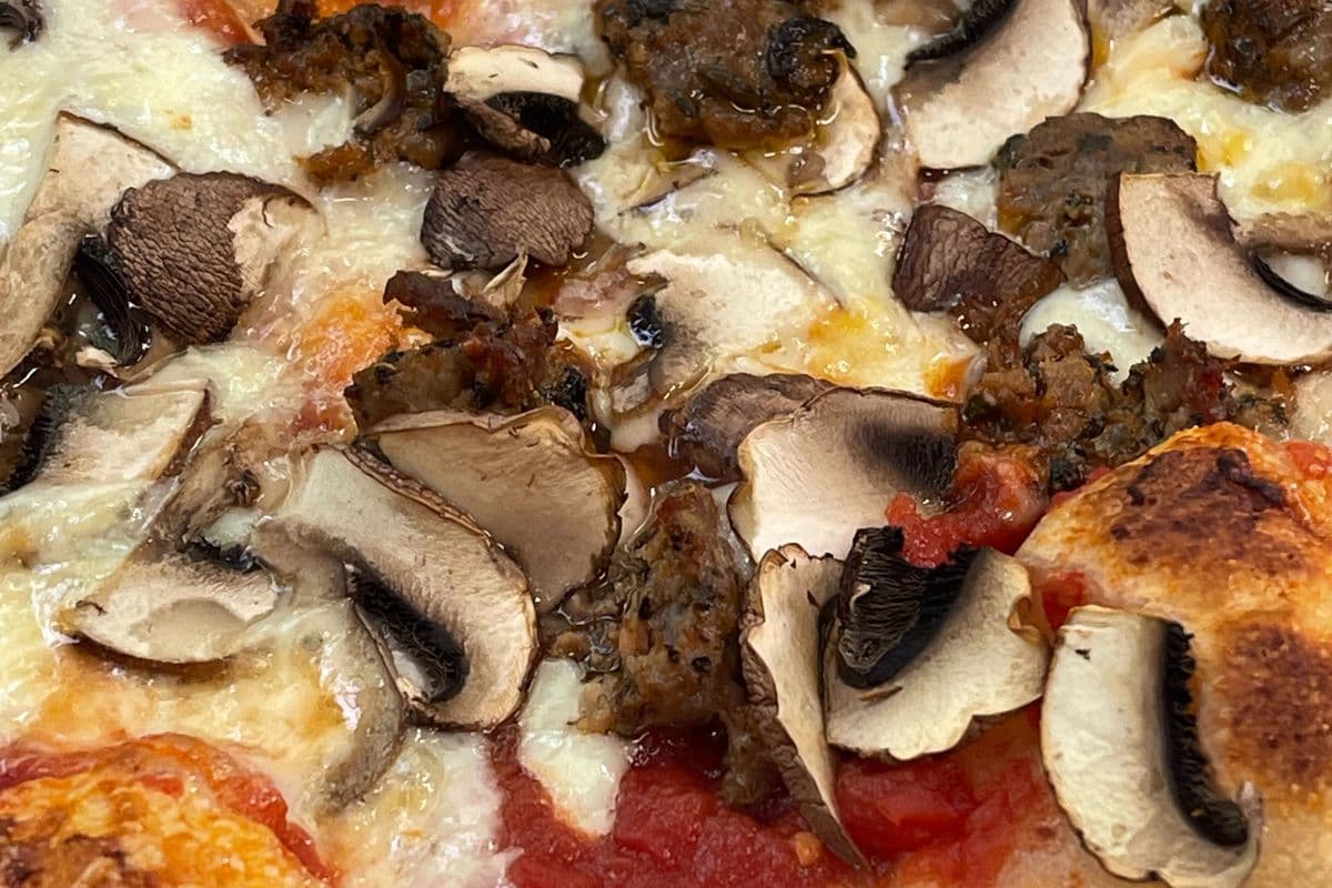 Sausage and Mushroom Pizza (12")