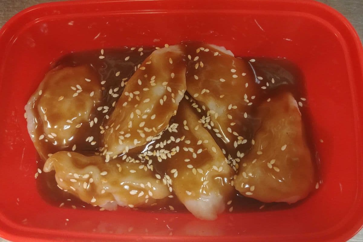 14. Raviochines au beurre d'arachide (6 mcx) / Peanut Butter Dumplings (6 pcs)