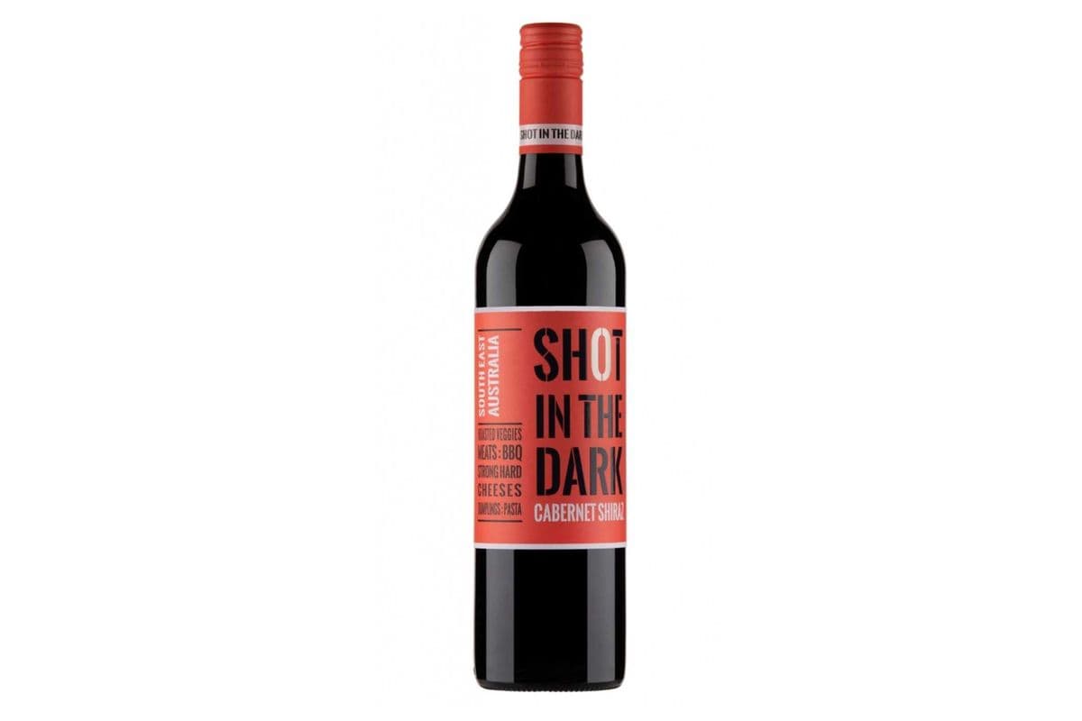 Shot In The Dark Cabernet Shiraz (750 ml Bottle) (1 x 750ml Bottle)