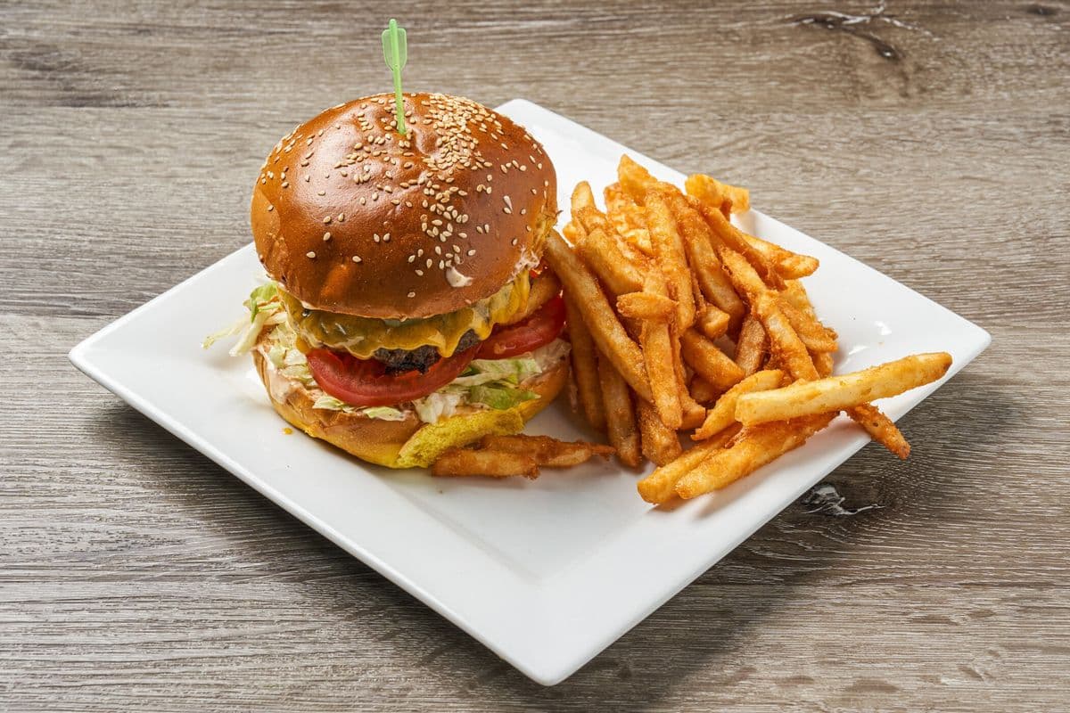Bayou Cheeseburger