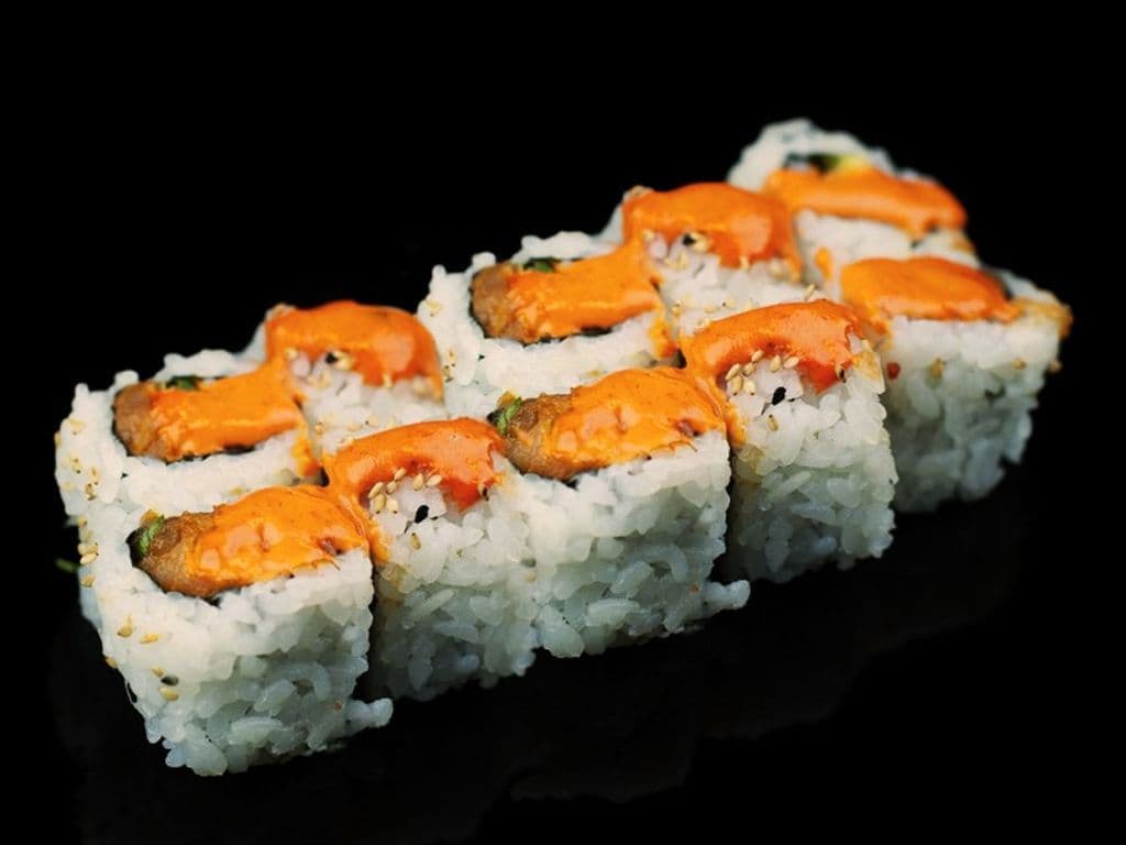 Crispy Spicy Salmon Roll - 8 pieces