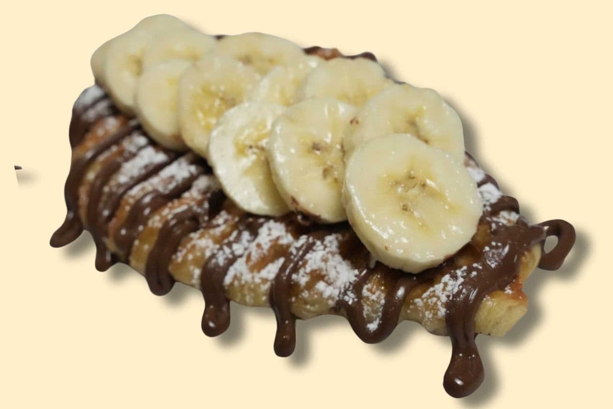 Banana nutella croffle