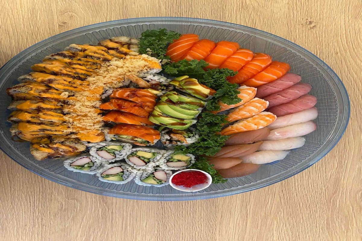Maki & Sushi Party Tray B (57 pcs)