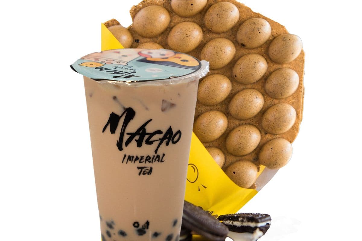Pearl Milk Tea w/ Oreo Bubble Waffle