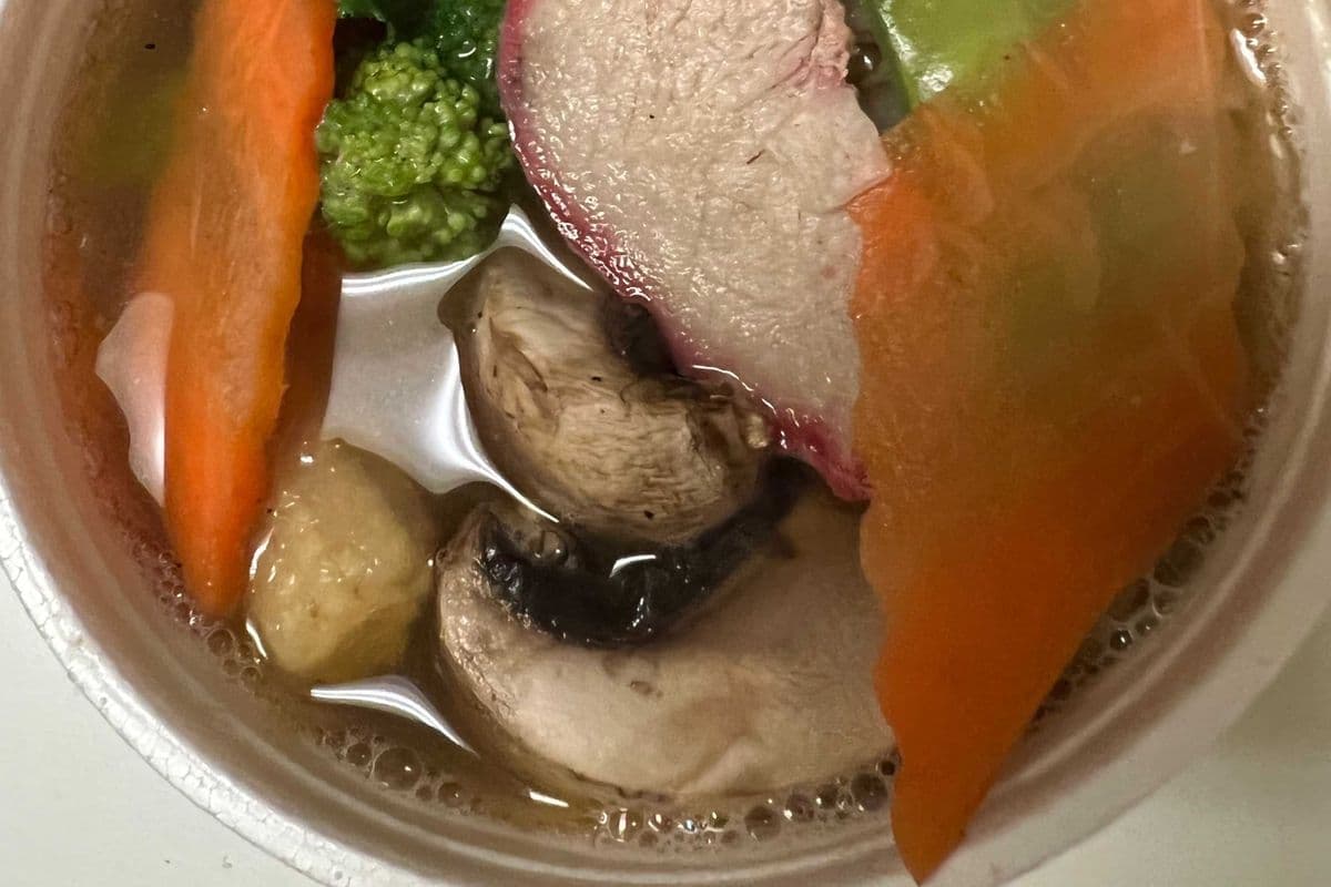12. Wor Wonton Soup (Medium)