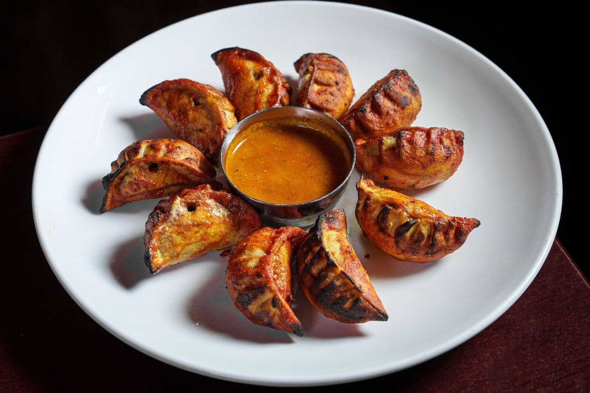 Everest Tandoori Momo (10 pcs)