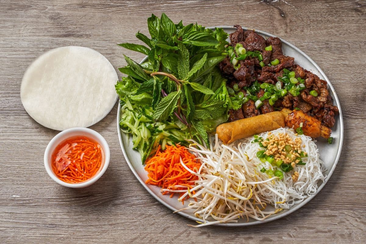 121. Special Assorted Meats (Bánh hỏi đặc biệt)