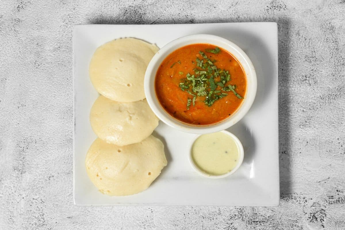 Idli Sambhar (3 pcs)