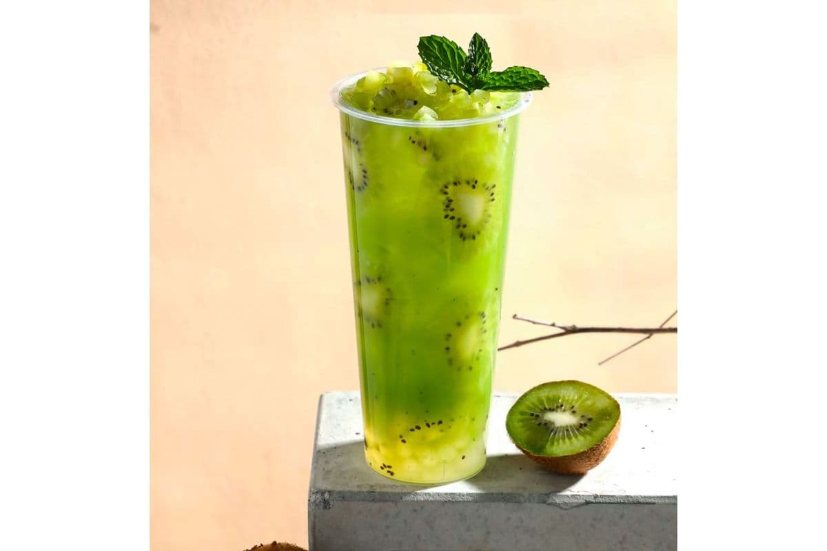 Kiwi Tea (With Kiwi Chunks)