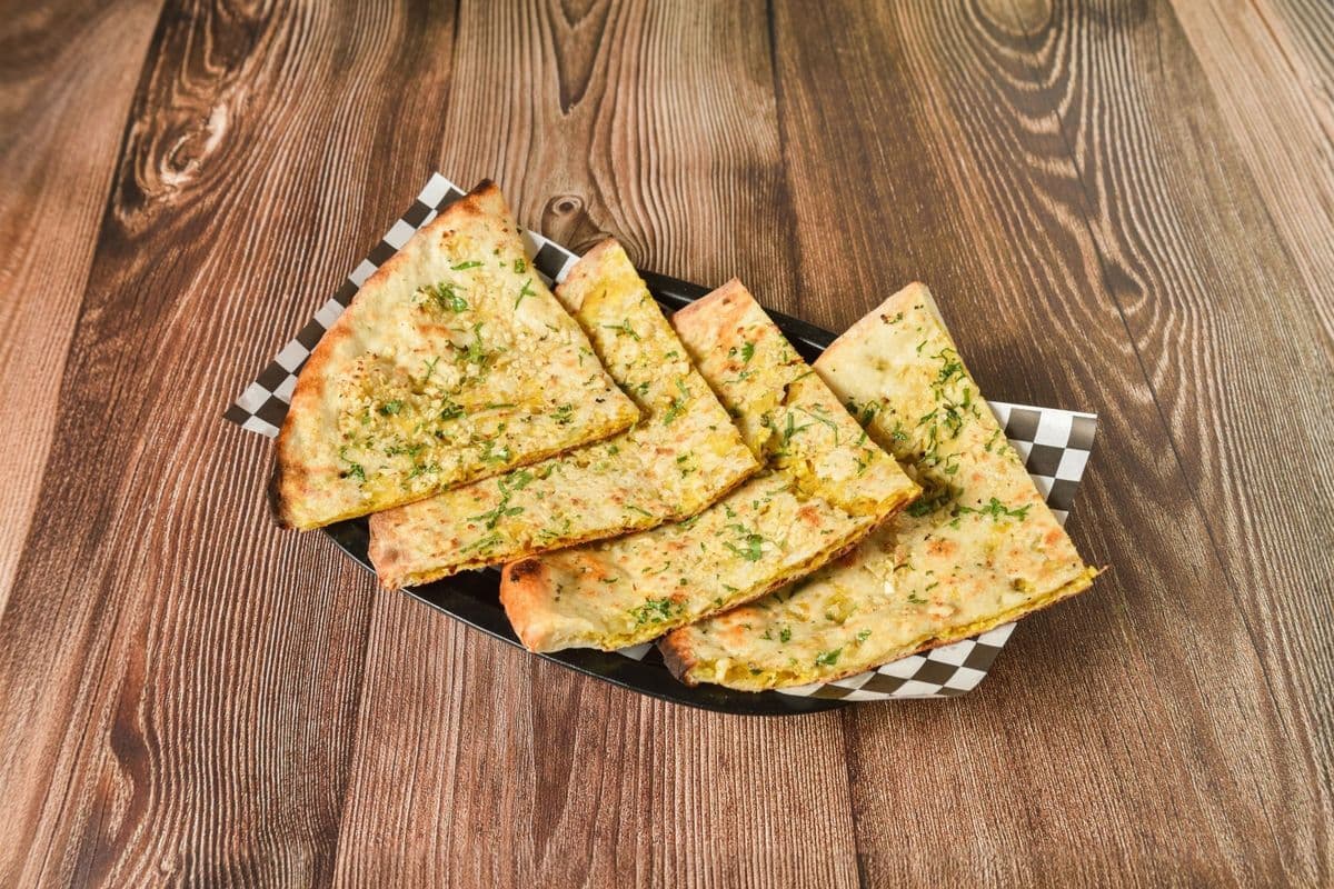Paneer Garlic Naan