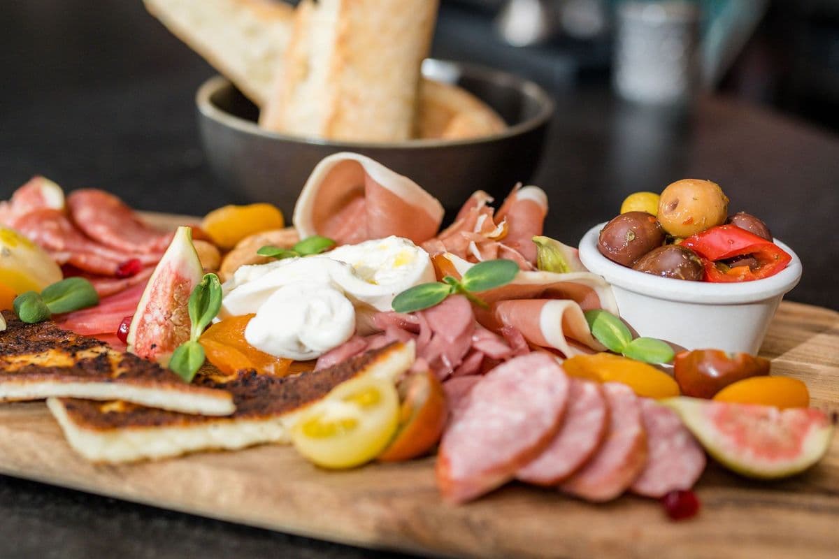 Meat & Cheese Market Board (2-4ppl)