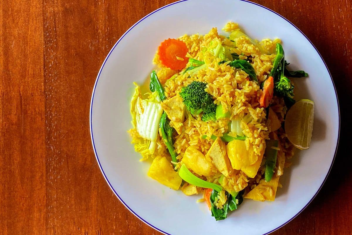 Pineapple Fried Rice (Vegan)