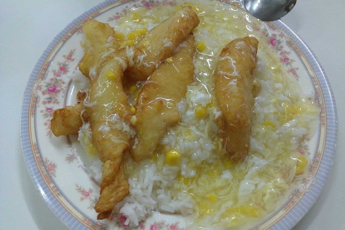 Baked Fish Fillet with Sweet Corn Sauce on Rice 芝士焗粟米魚柳飯