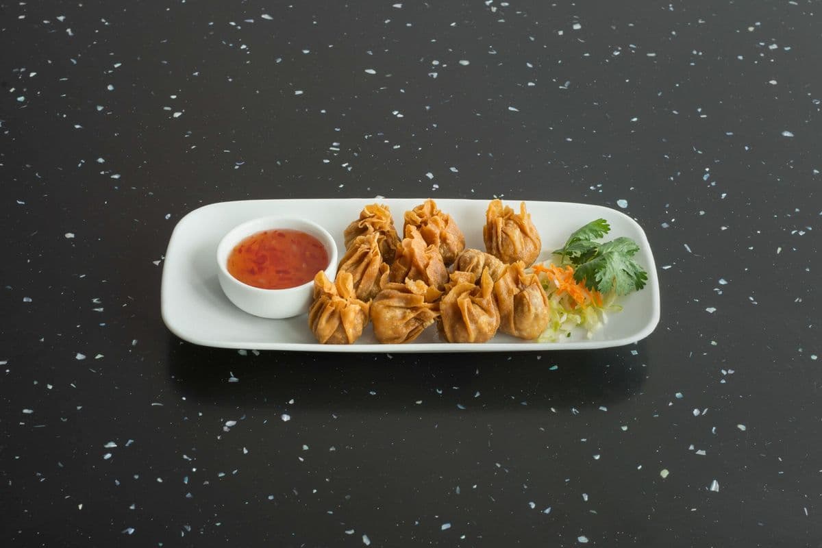 7. Deep-Fried Wontons (10 pcs)