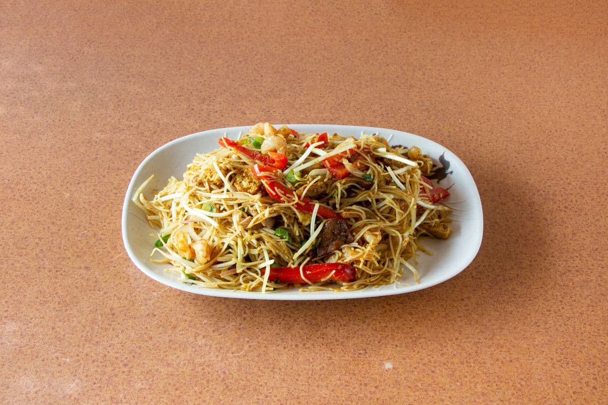 X151E. Singapore Noodle