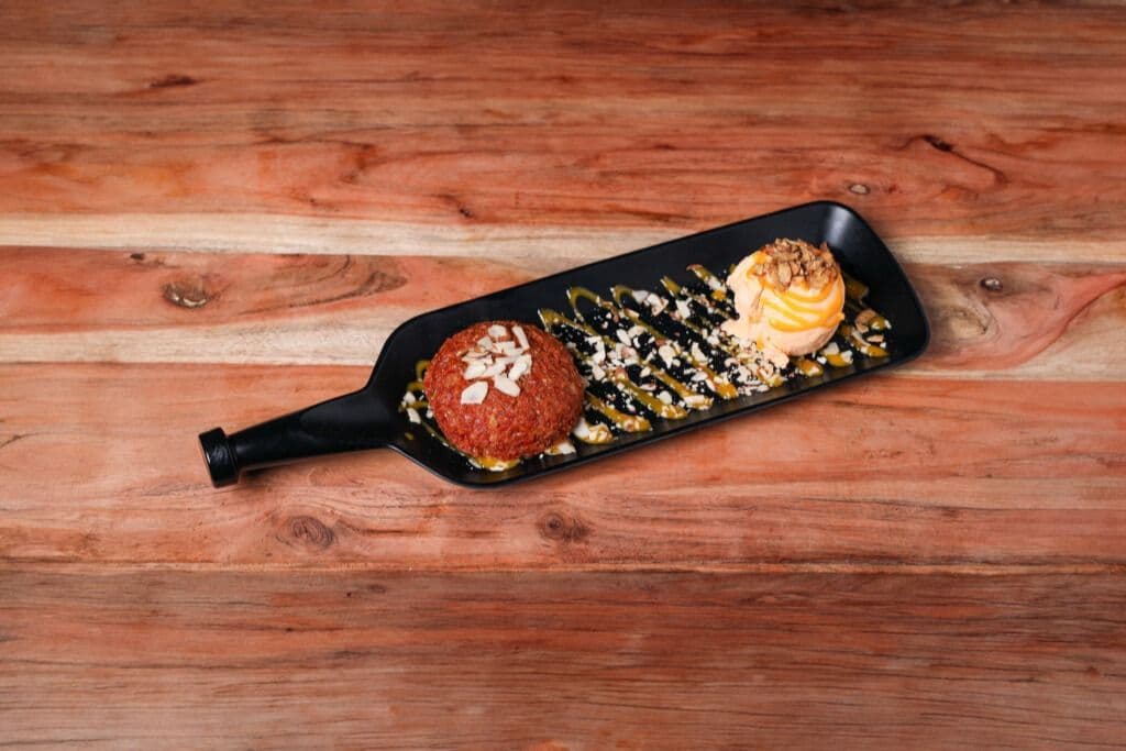 gajrella with mango ice cream