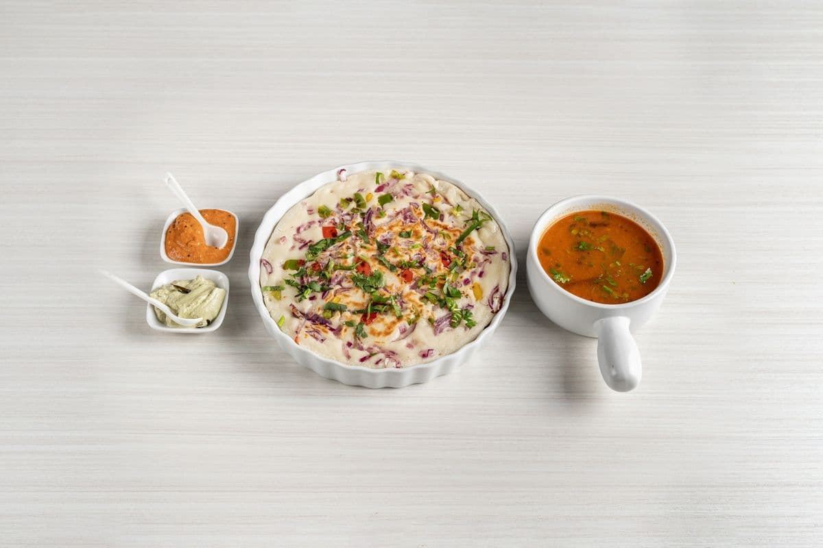 Oignon Chili / Onion Chili Uttapam