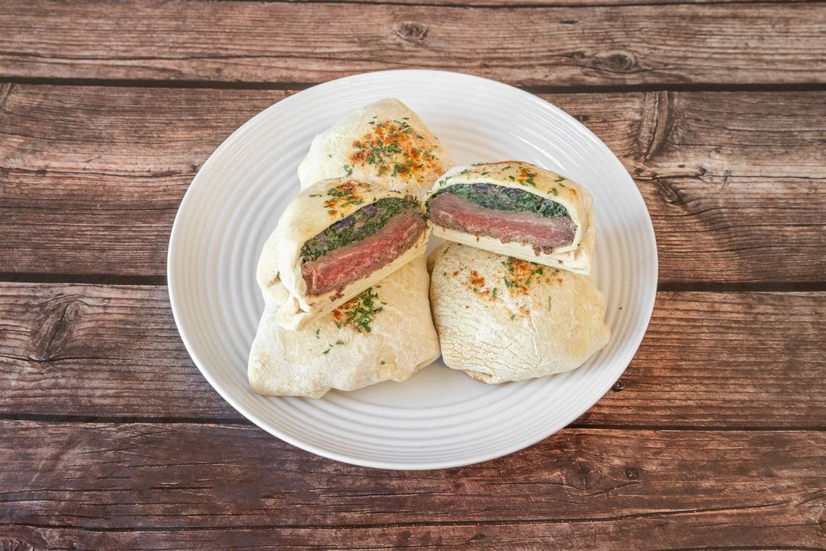 Beef Wellington (Box of 6) (6 pieces in a box)