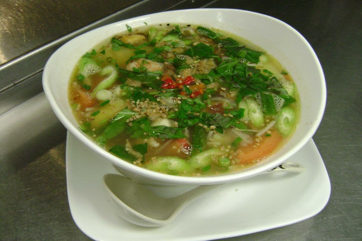 H. King Soup with Mixed Vegetables (Canh Chua)