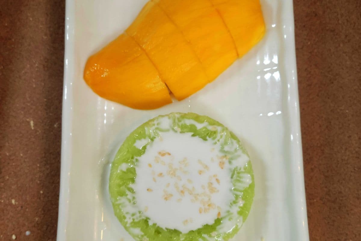 Mango sticky rice
