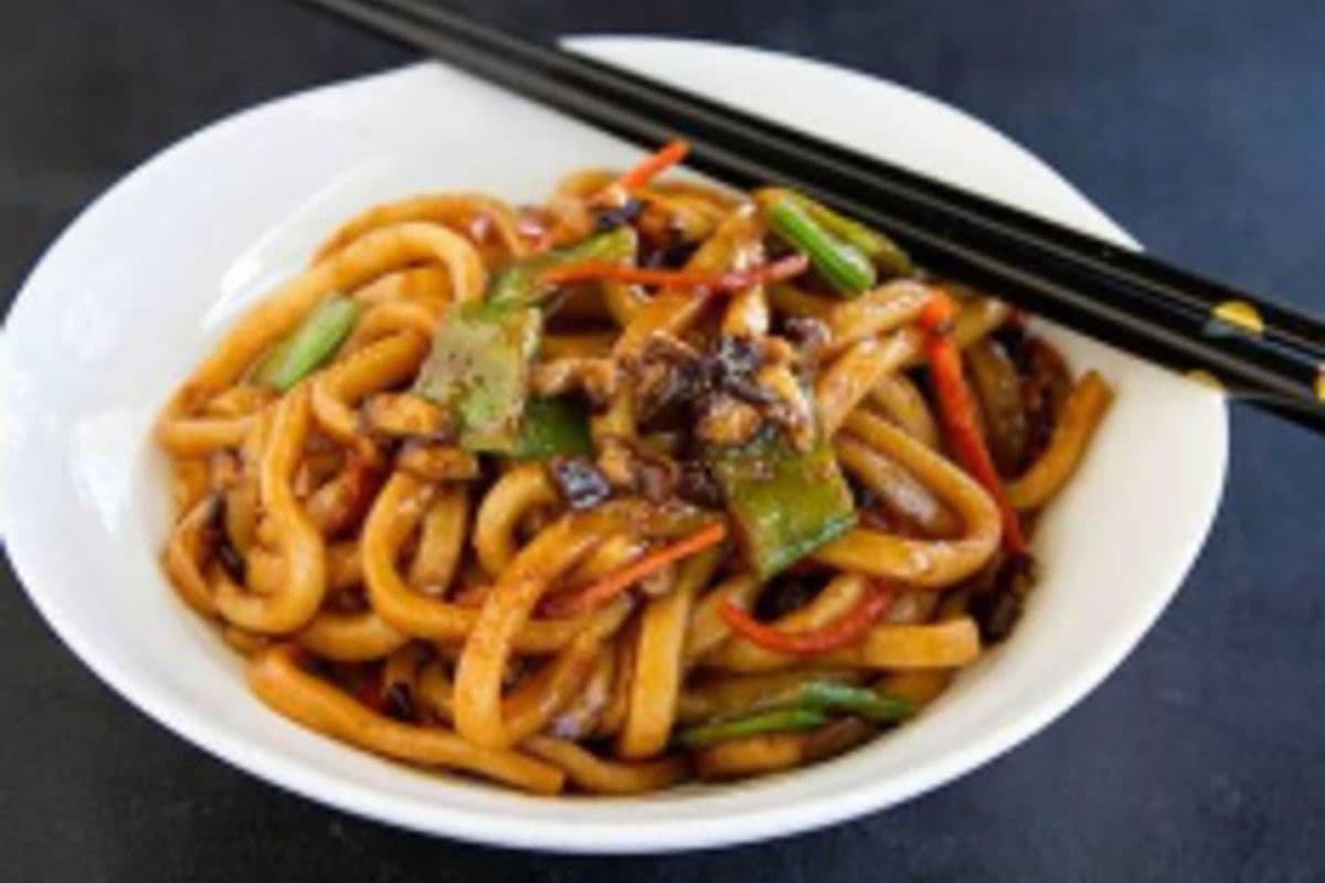 Vegetable Teriyaki Udon 菜照烧乌冬