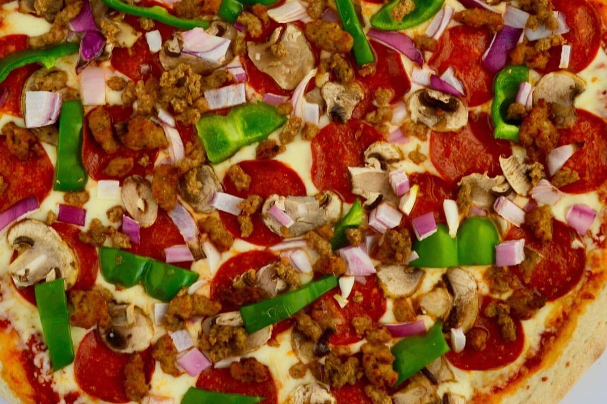 14" Large Supreme Pizza