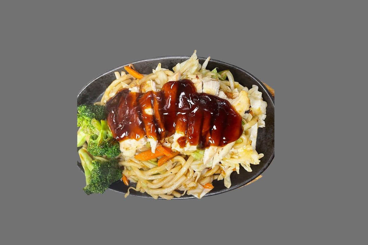 D7. Yakiudon Pan-Fried Thick Noodles