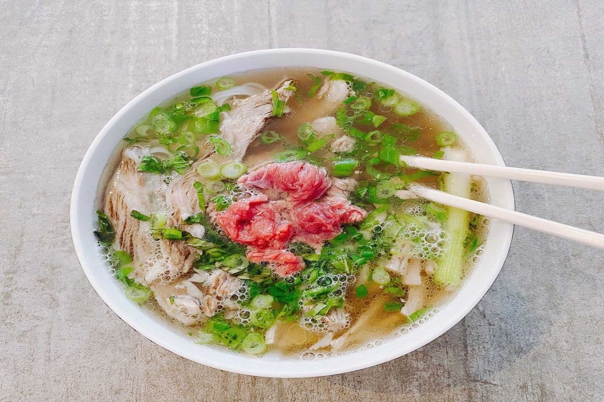 PTC🍜🥩 Soupe Tonkinoise au boeuf saignant et flanc de boeuf bien cuit / Rare Beef and Well Done Beef Flank Soup