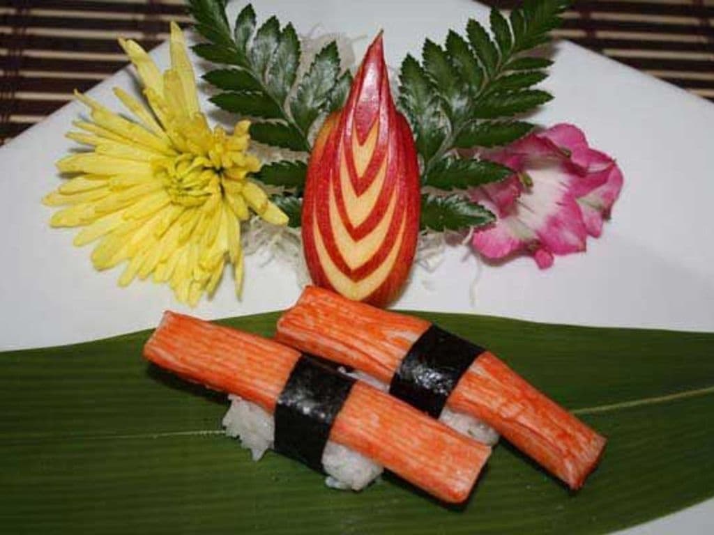 Crab Meat Sushi (2pcs)