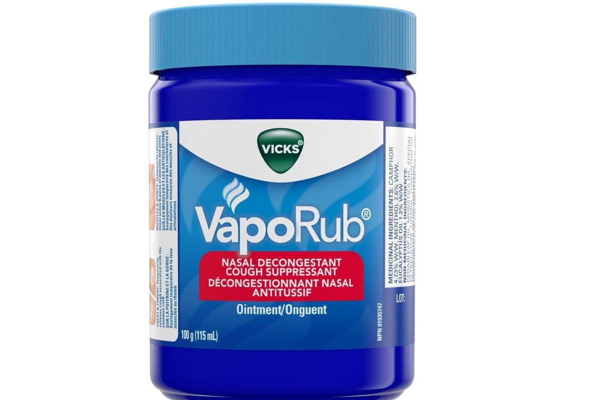 Vicks Vaporub Ointment (100 g) (100g)