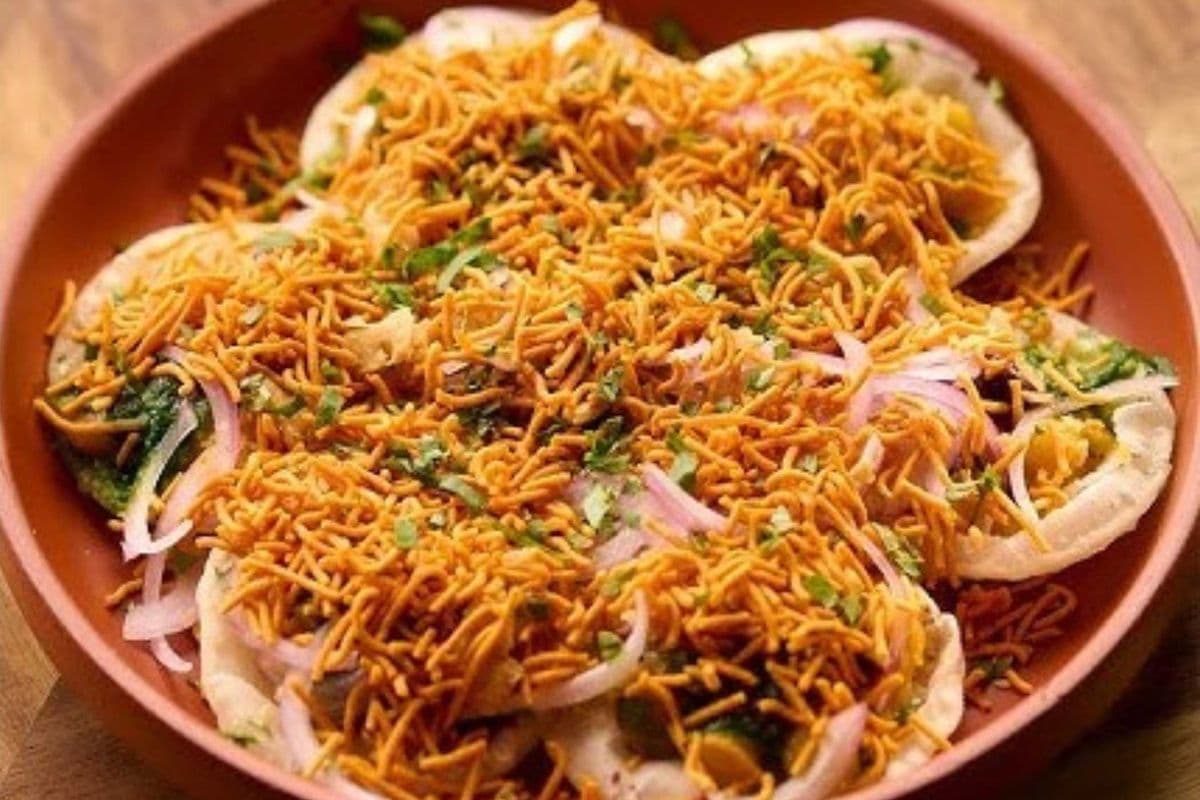 Surati Aloo Puri