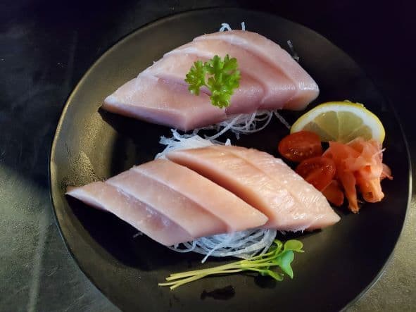 Tuna Sashimi (9pcs)