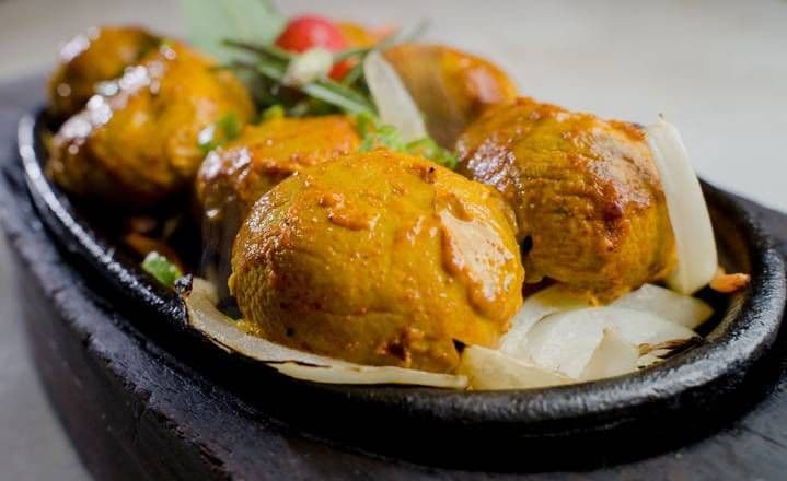 Mediterranean stuffed mushrooms