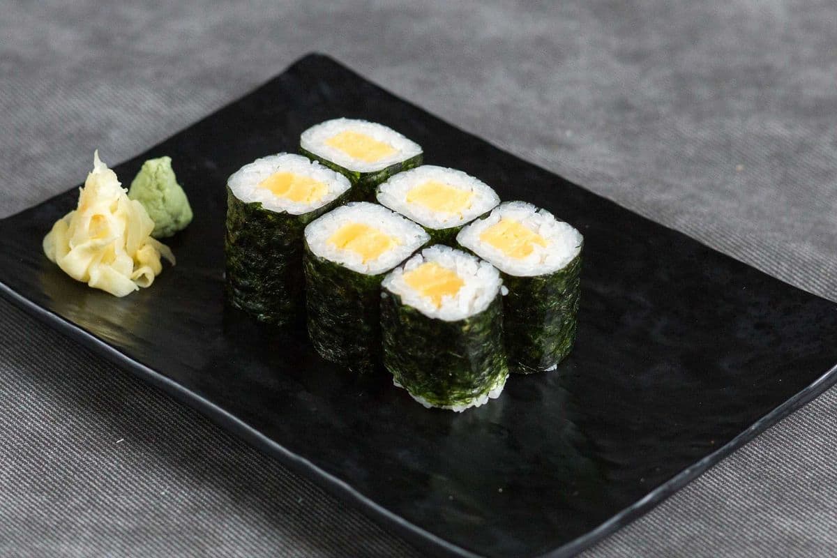 Tamago Roll (6 pcs)