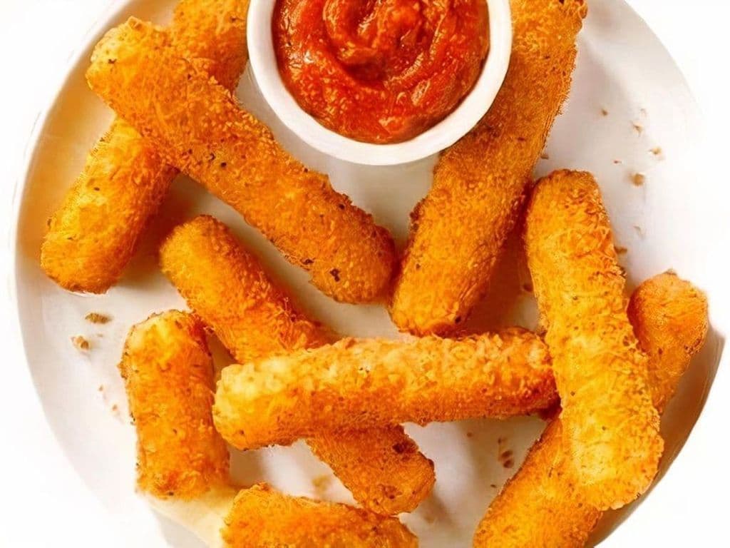Mozzarella Sticks (5 Pcs)