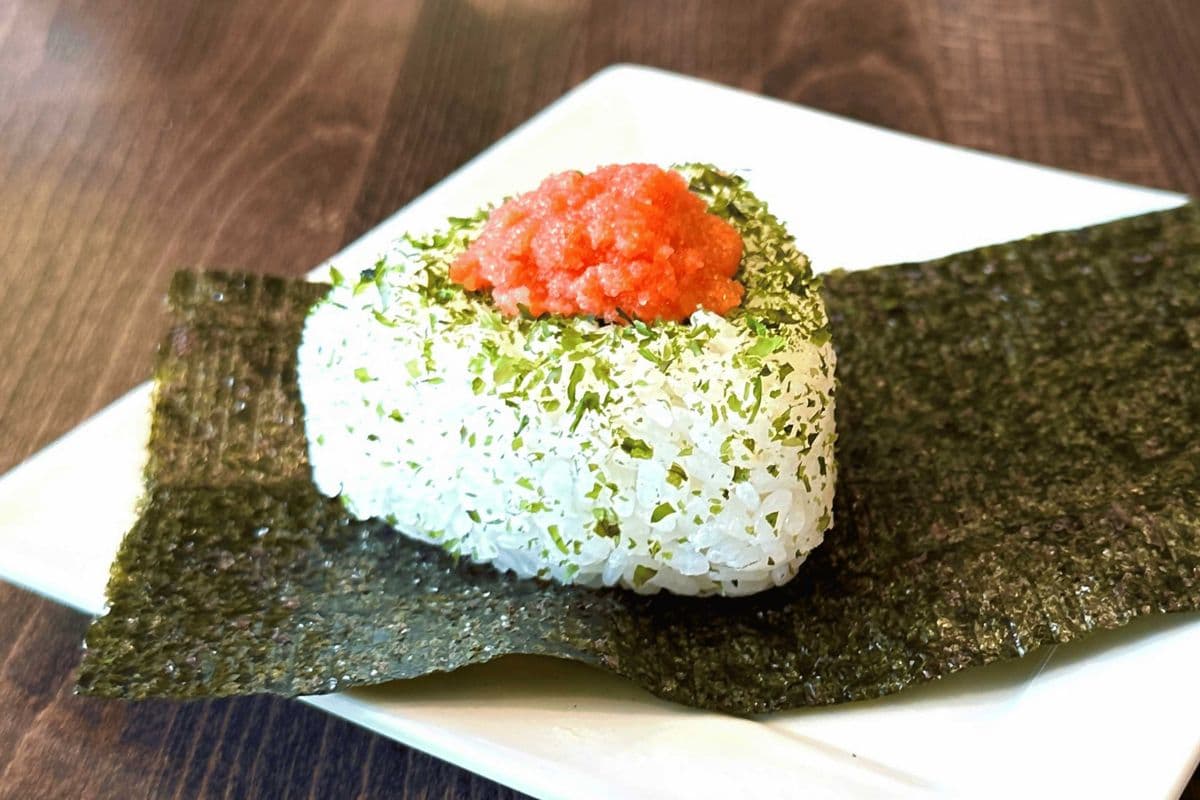 Mentai (Seasoned Spicy Cod Roe) Onigiri