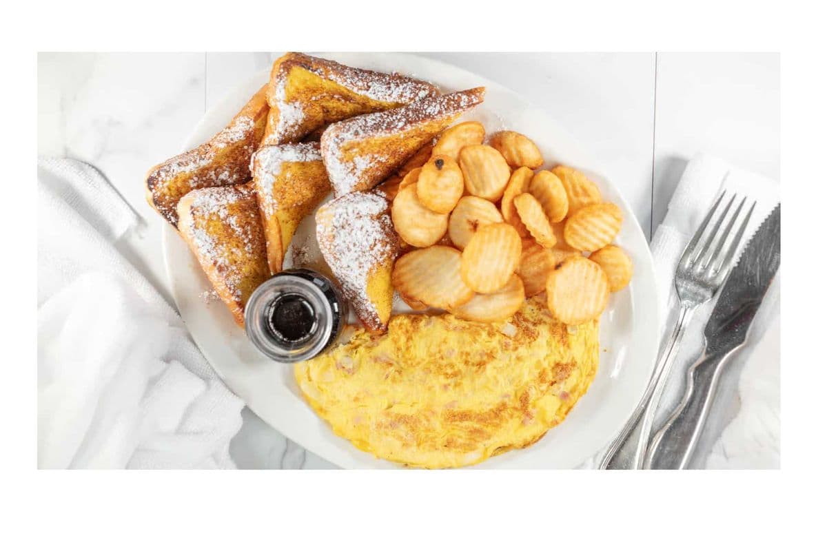 French Toast with an Omelet