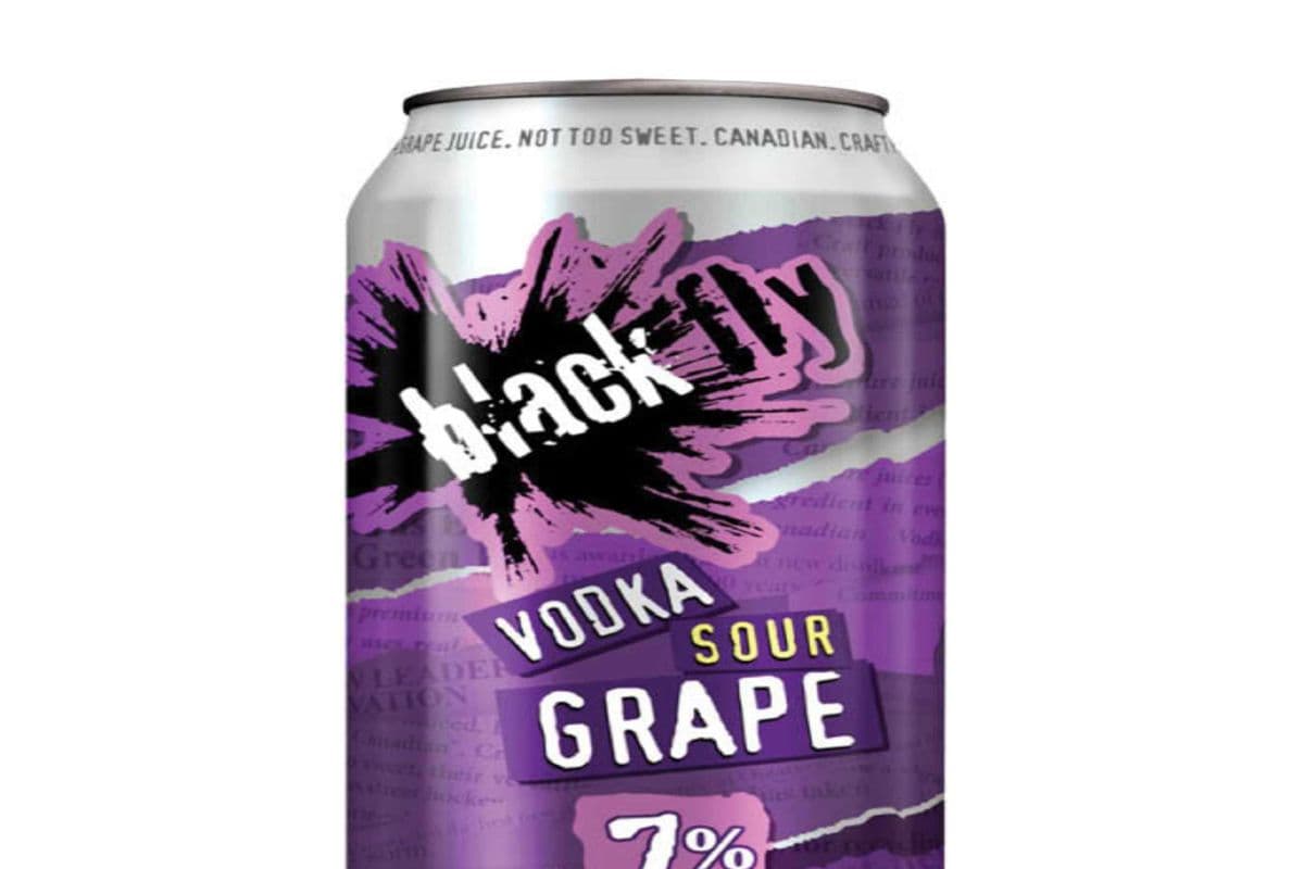 BLACK FLY VODKA SOUR GRAPE 473 ML (1 x 473 ML )