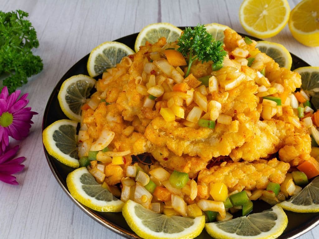 Salt & Pepper Calamari (Spicy)(椒盐鱿鱼) (20 pcs)