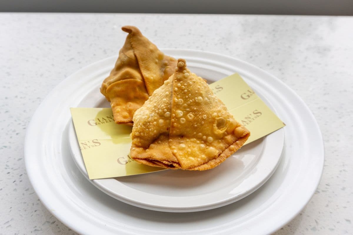Vegetable Samosa (2 Pcs)