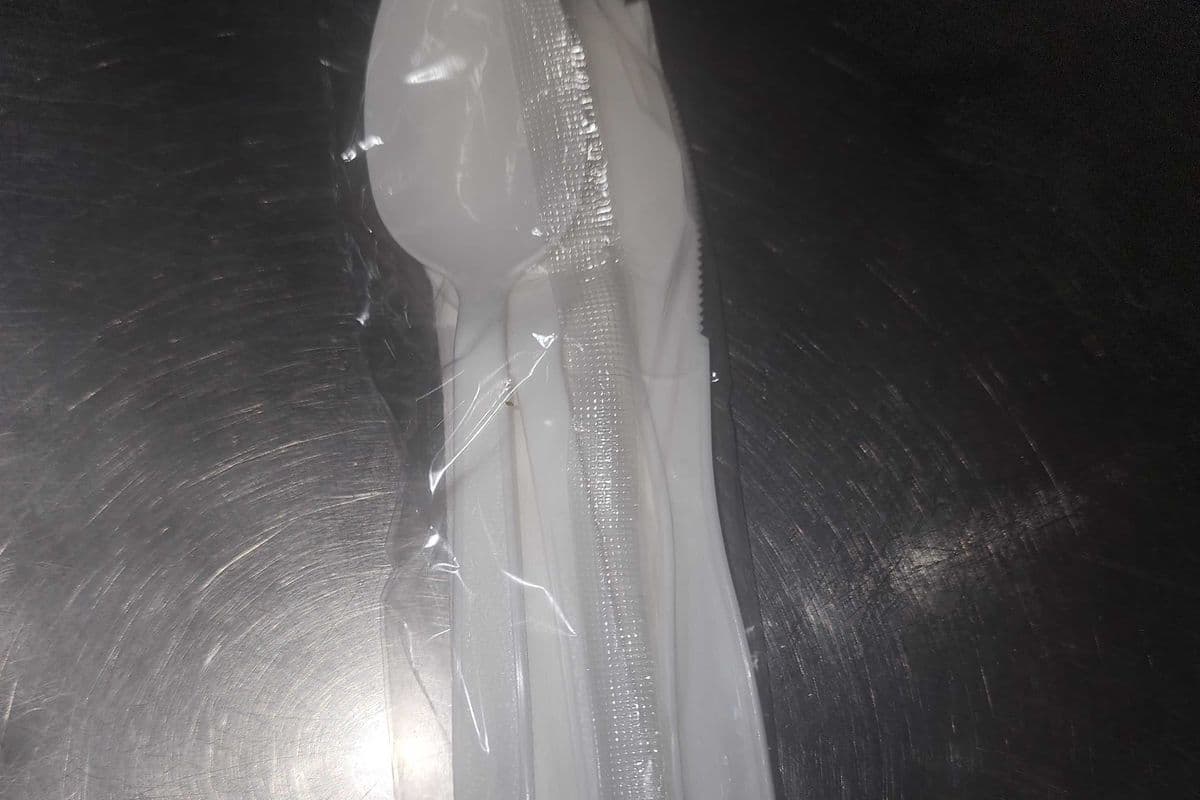 Number of Plastic Cutlery (Medium size)