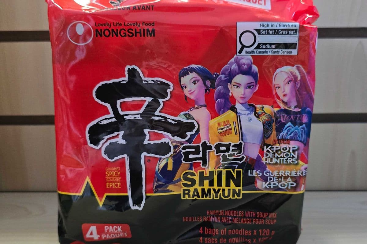 NONGSHIM Huntr/X Shin Ramen (4 Packs)
