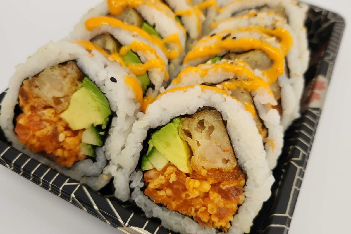 A6. Spicy Salmon Dynamite (12 pcs)