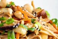 Mushroom Chow Fun 乾炒雜菌河
