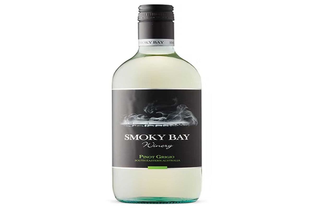 SMOKY BAY PINOT GRIGIO (1 x 750 ML)