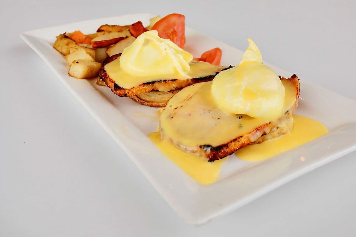Eggs Benny